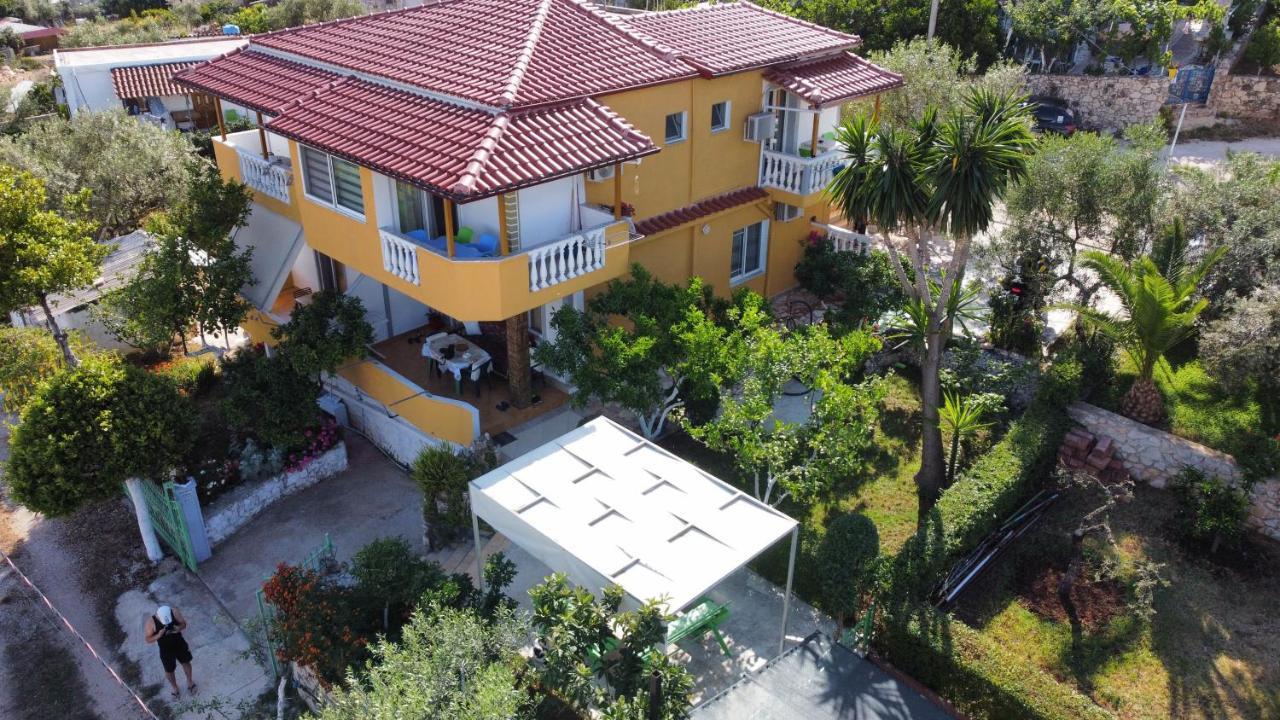 Golden Villa Ksamil Buitenkant foto