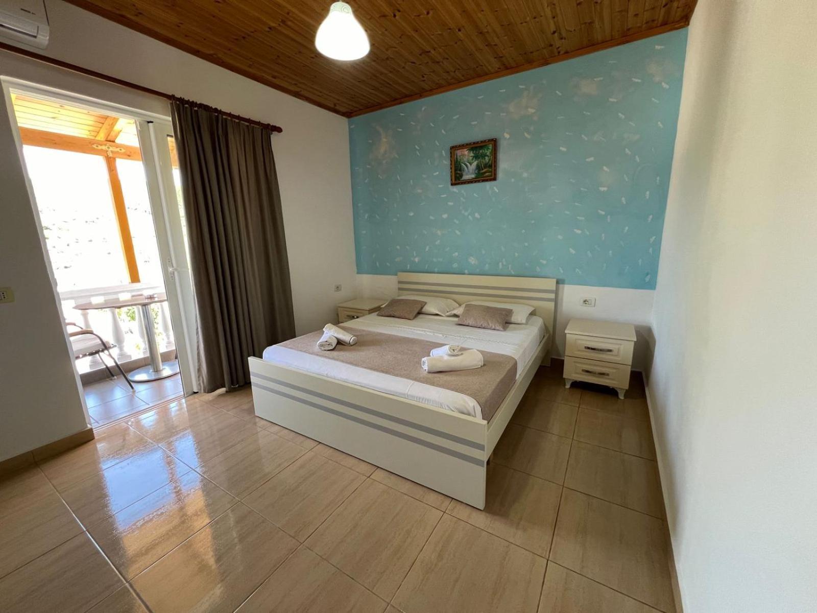 Golden Villa Ksamil Buitenkant foto