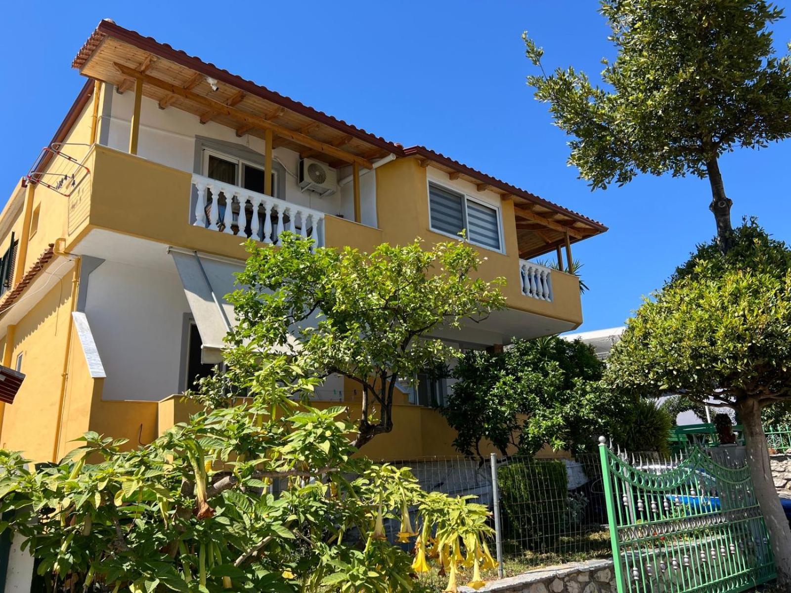 Golden Villa Ksamil Buitenkant foto