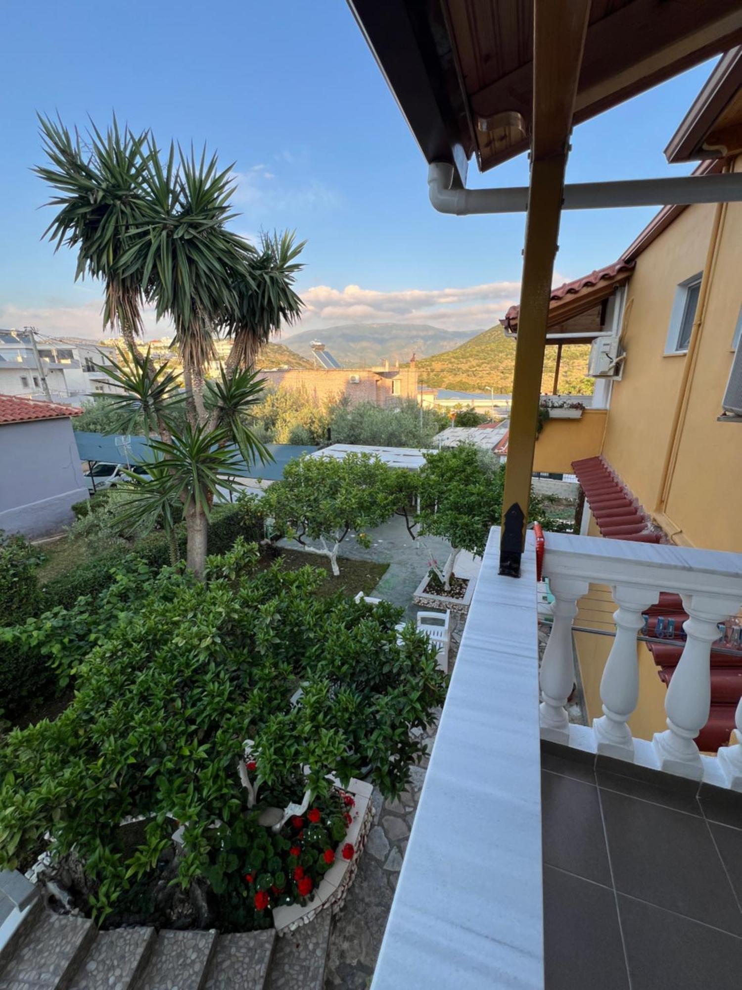 Golden Villa Ksamil Buitenkant foto